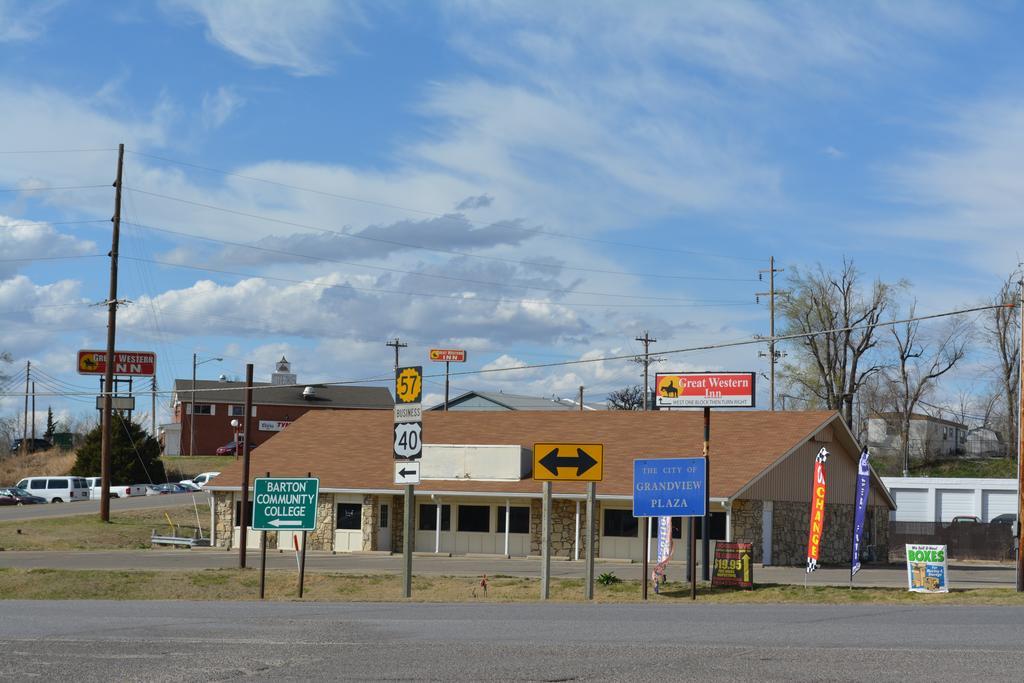 Great Western Inn Junction City Exterior photo