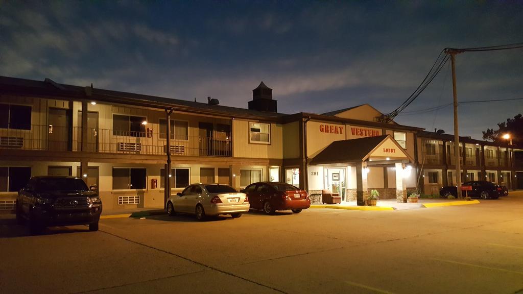 Great Western Inn Junction City Exterior photo